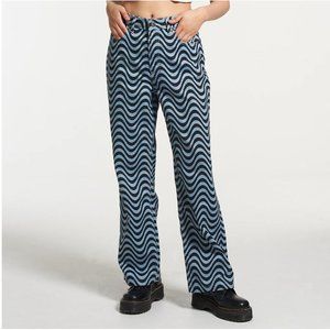 NWT URBAN OUTFITTERS RAGGED PRIEST Printed Wavy Jeans Blue 28